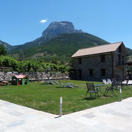 Апартаменти Puerta De Ordesa Garden Laspuna Екстер'єр фото